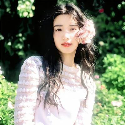 爱丽丝镜中奇遇