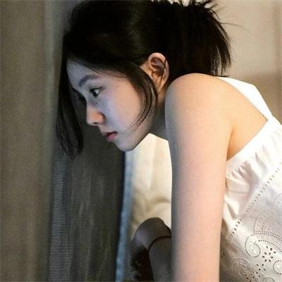 月球